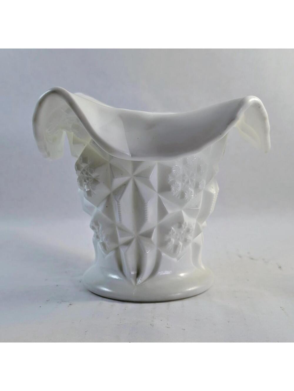 Kemple Milk Glass Quilt Vase Ruffle Wave